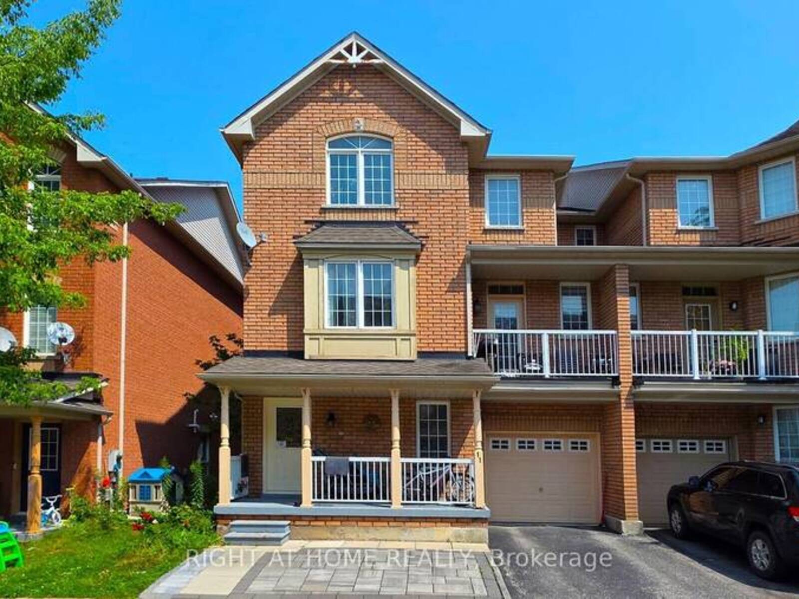 11 POTTLE LANE, Ajax, Ontario L1S 7S4