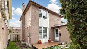 34 MAYBERRY COURT | Brampton Ontario | Slide Image Two