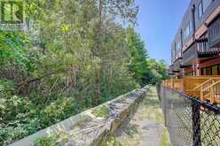 27 CHESTNUT COURT | Aurora Ontario | Slide Image Forty-eight