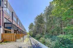 27 CHESTNUT COURT | Aurora Ontario | Slide Image Forty-nine