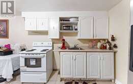 3252 LABURNUM CRESCENT | Mississauga Ontario | Slide Image Thirty-five