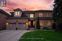 904 DAMASCUS COURT | Newmarket Ontario | Slide Image Two