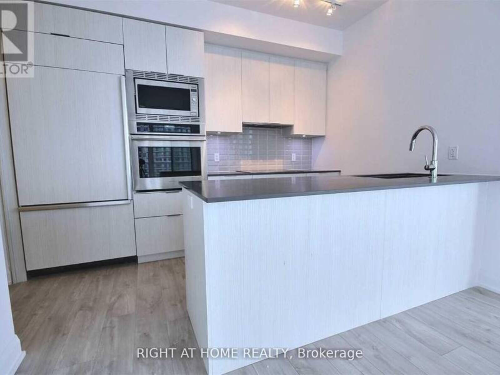 1703 - 56 ANNIE CRAIG DRIVE, Toronto, Ontario M8V 0C5