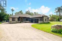 7 REYNOLDS ROAD | Tiny Ontario | Slide Image Two