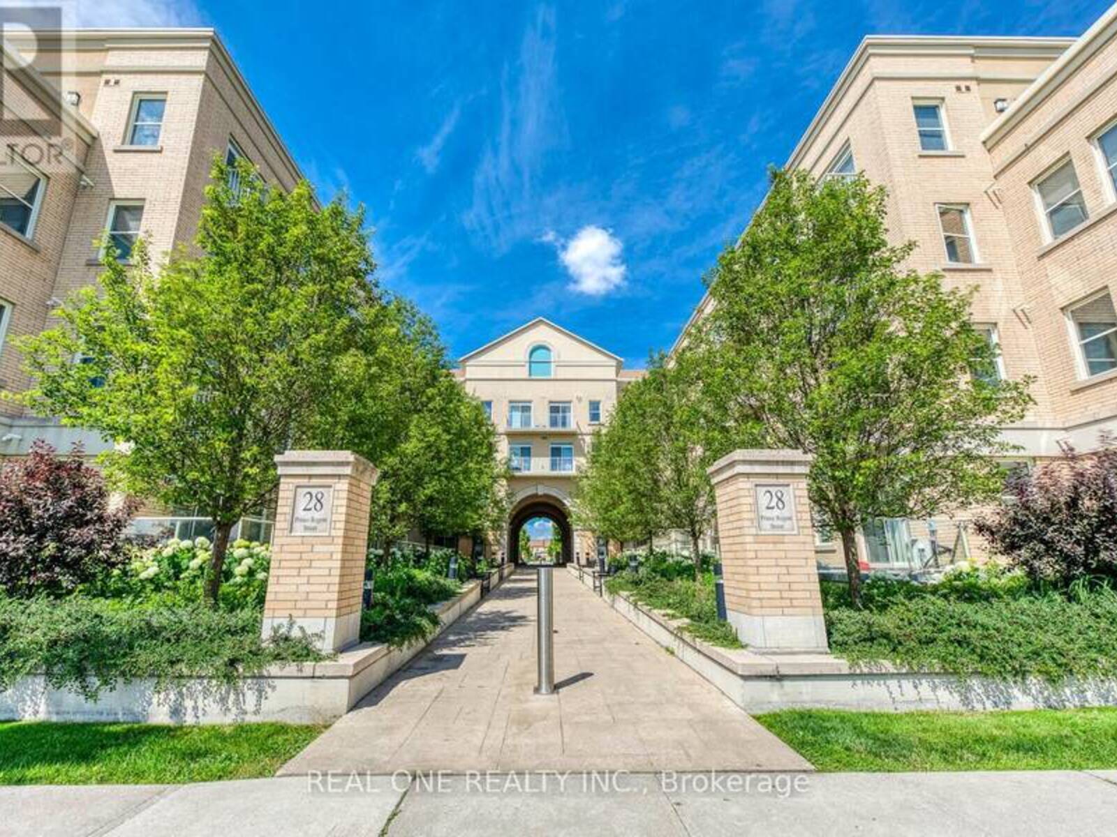 339 - 28 PRINCE REGENT STREET, Markham, Ontario L6C 0V5