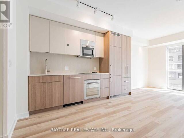 414 - 840 ST CLAIR AVENUE W Toronto Ontario, M6C 1C1 - 2 Bedrooms Condo For Sale