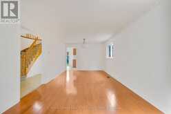 1410 WAKEHURST CRESCENT | Oakville Ontario | Slide Image Ten