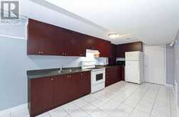 4 CHALKFARM CRESCENT | Brampton Ontario | Slide Image Thirty-seven
