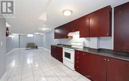 4 CHALKFARM CRESCENT | Brampton Ontario | Slide Image Thirty-eight