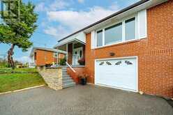 37 GAMBELLO CRESCENT | Toronto Ontario | Slide Image Three