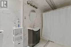 8 RIDGEVALE DRIVE | Markham Ontario | Slide Image Thirty