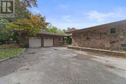 8 RIDGEVALE DRIVE | Markham Ontario | Slide Image Four