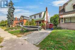 111 KENILWORTH AVENUE S | Hamilton Ontario | Slide Image Three