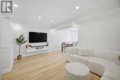169 VENICE GATE DRIVE | Vaughan Ontario | Slide Image Nine