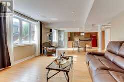 196 WAINSCOT AVENUE | Newmarket Ontario | Slide Image Thirty