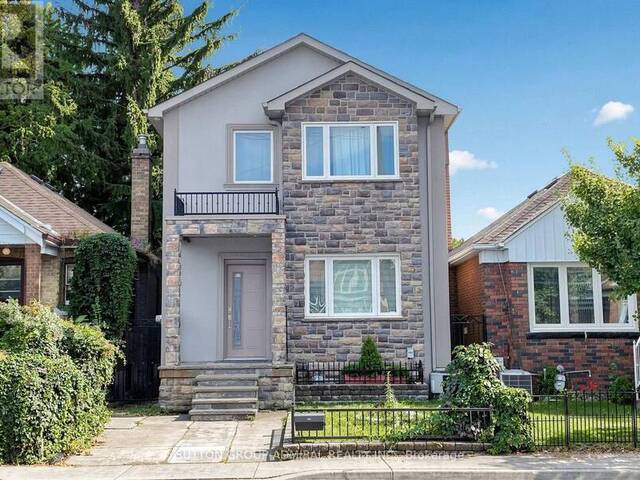 676 VAUGHAN ROAD Toronto Ontario, M6E 2Y6 - 4 Bedrooms Home For Sale
