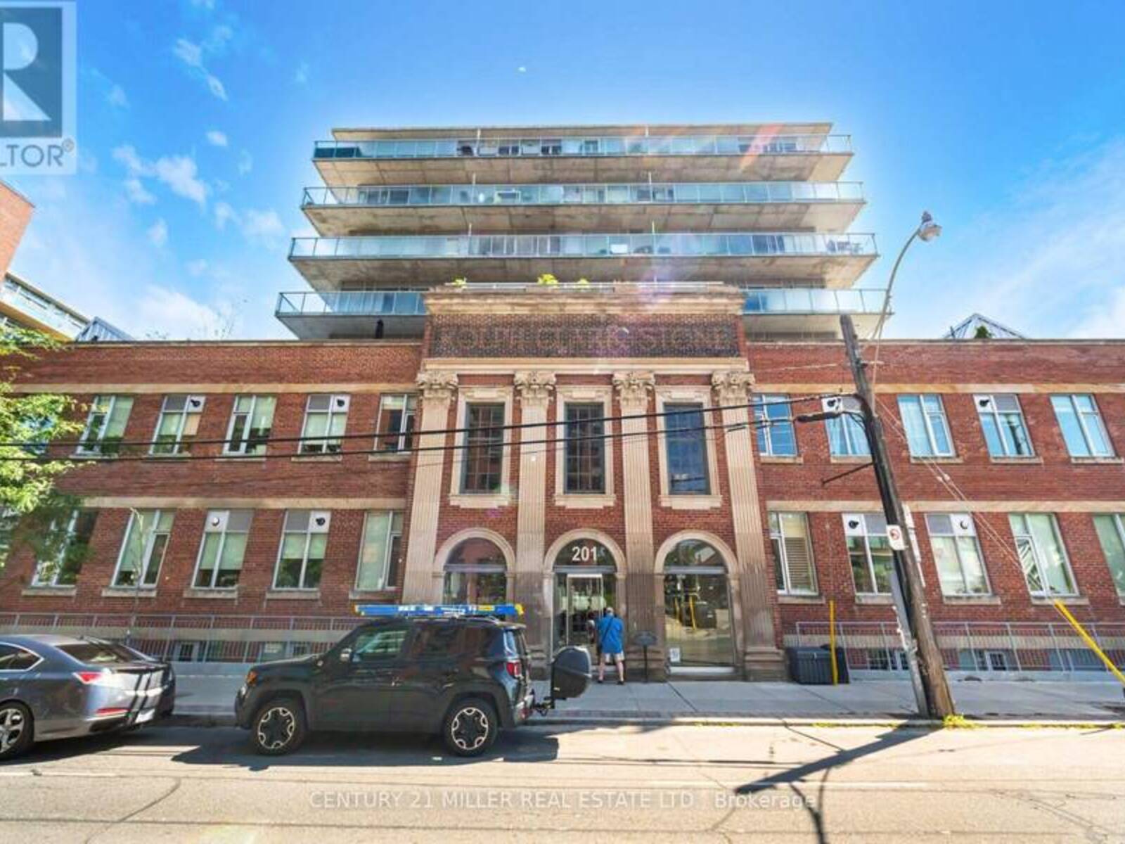123 - 201 CARLAW AVENUE, Toronto, Ontario M4M 2S3