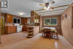 2086 PENETANGUISHENE ROAD | Barrie Ontario | Slide Image Eleven