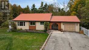 2086 PENETANGUISHENE ROAD | Barrie Ontario | Slide Image Seven