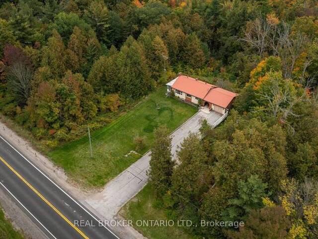 2086 PENETANGUISHENE ROAD Barrie Ontario, L4M 4Y8 - 2 Bedrooms Home For Sale