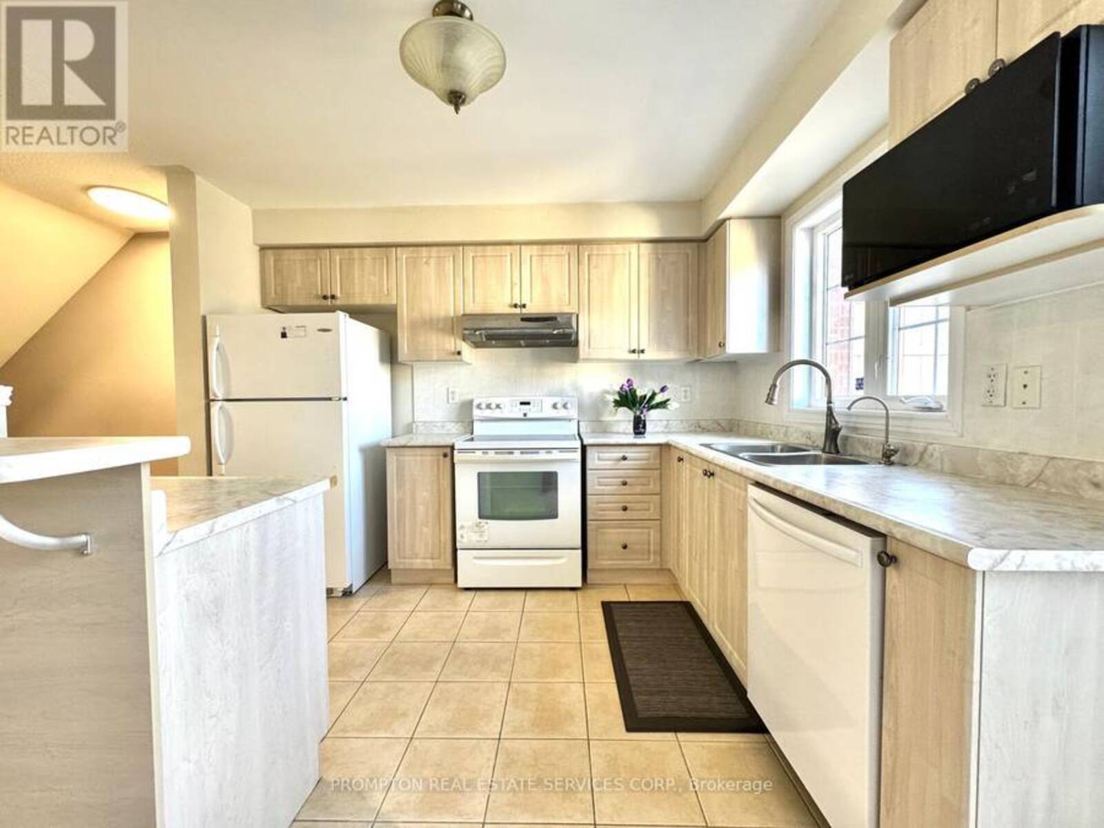 2516 BUR OAK AVENUE, Markham, Ontario L6B 1H2
