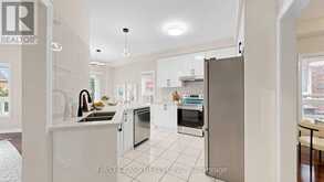 89 CASTAN AVENUE | Markham Ontario | Slide Image Thirteen