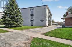 81 KENWOOD DRIVE | Kitchener Ontario | Slide Image Four