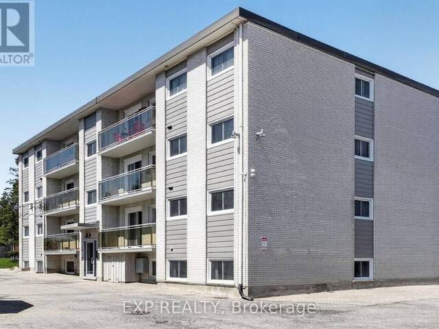 81 KENWOOD DRIVE Kitchener Ontario, N2B 3H3 - Multi-family Home For Sale