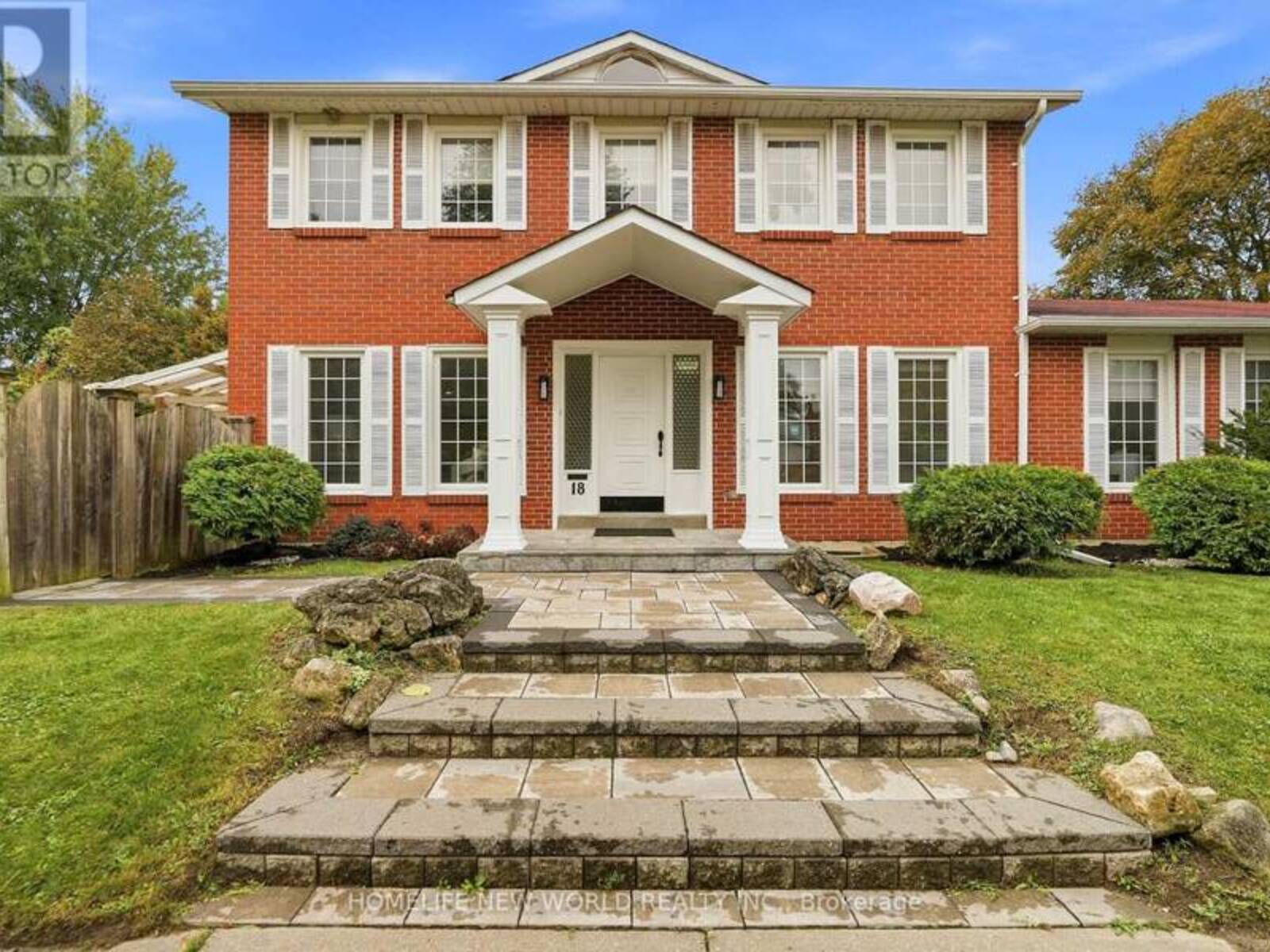 18 DOLAN GATE, Toronto, Ontario M2J 2N1