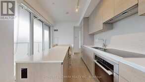 2305 - 200 BLOOR STREET W | Toronto Ontario | Slide Image Seventeen