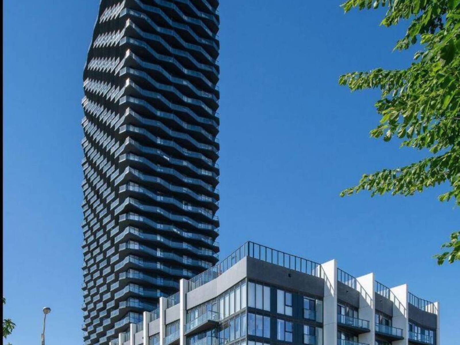 615 - 36 ZORRA STREET, Toronto, Ontario M8Z 0G5
