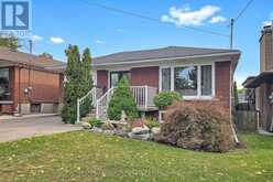 465 MAPLE LEAF DRIVE | Toronto Ontario | Slide Image Three