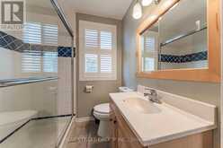 1111 KENT AVENUE | Oakville Ontario | Slide Image Sixteen