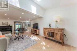 1111 KENT AVENUE | Oakville Ontario | Slide Image Three