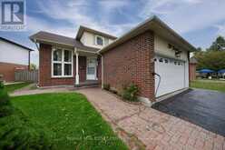 257 WRIGHT CRESCENT | Ajax Ontario | Slide Image Four