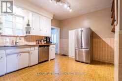 20 DICKSON STREET | Hamilton Ontario | Slide Image Nine