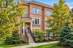 15951 BAYVIEW AVENUE | Aurora Ontario | Slide Image One