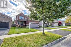 109 TUNBRIDGE ROAD | Barrie Ontario | Slide Image Two