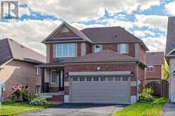 109 TUNBRIDGE ROAD | Barrie Ontario | Slide Image Four