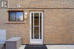 4 BUTTERCUP COURT | Toronto Ontario | Slide Image Thirty-six