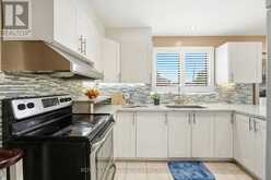 4 BUTTERCUP COURT | Toronto Ontario | Slide Image Nine
