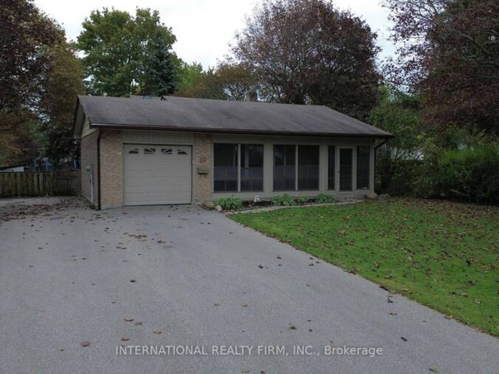 9 VAUGHAN AVENUE, Port Hope, Ontario L1A 3Y8