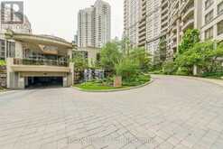 2521 - 3888 DUKE OF YORK BOULEVARD | Mississauga Ontario | Slide Image Six