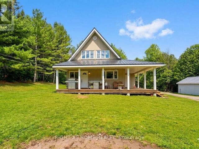 636671 EUPHRASIA-HOLLAND TOWNLINE Markdale Ontario, N0C 1H0 - 4 Bedrooms Home For Sale