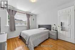 22 - 22-25 GOSFORD BOULEVARD N | Toronto Ontario | Slide Image Eleven