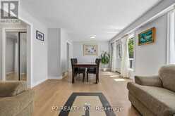 22 - 22-25 GOSFORD BOULEVARD N | Toronto Ontario | Slide Image Six