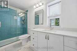 22 - 22-25 GOSFORD BOULEVARD N | Toronto Ontario | Slide Image Nine