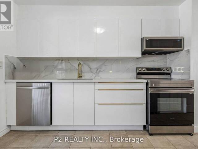 22 - 22-25 GOSFORD BOULEVARD N Toronto Ontario, M3N 2G7 - 4 Bedrooms Condo For Sale