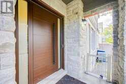 36 WILLOW HEIGHTS BOULEVARD | Markham Ontario | Slide Image Three