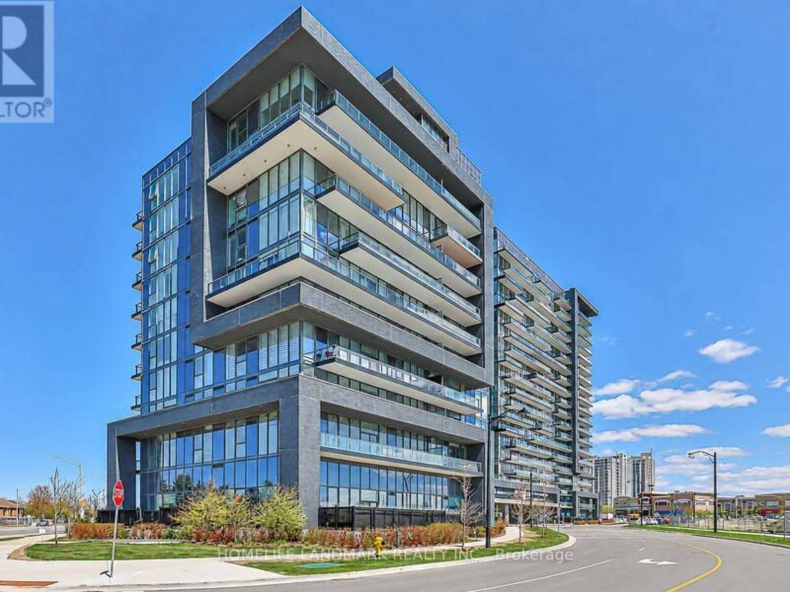210 - 10 GATINEAU DRIVE, Vaughan, Ontario L4J 0L2